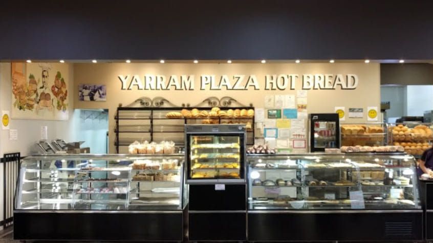 94 Yarram Plaza Hotbread